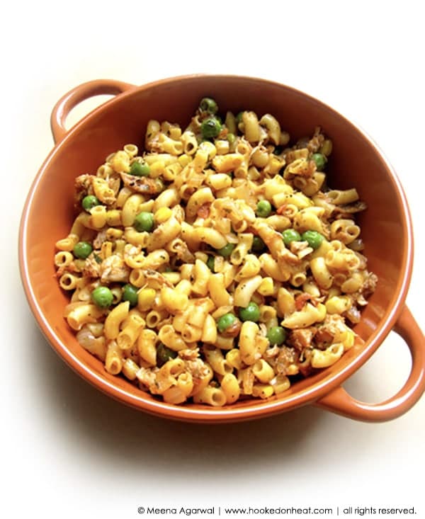 Recipe for Masala Macaroni taken from www.hookedonheat.com. Visit site for detailed recipe.